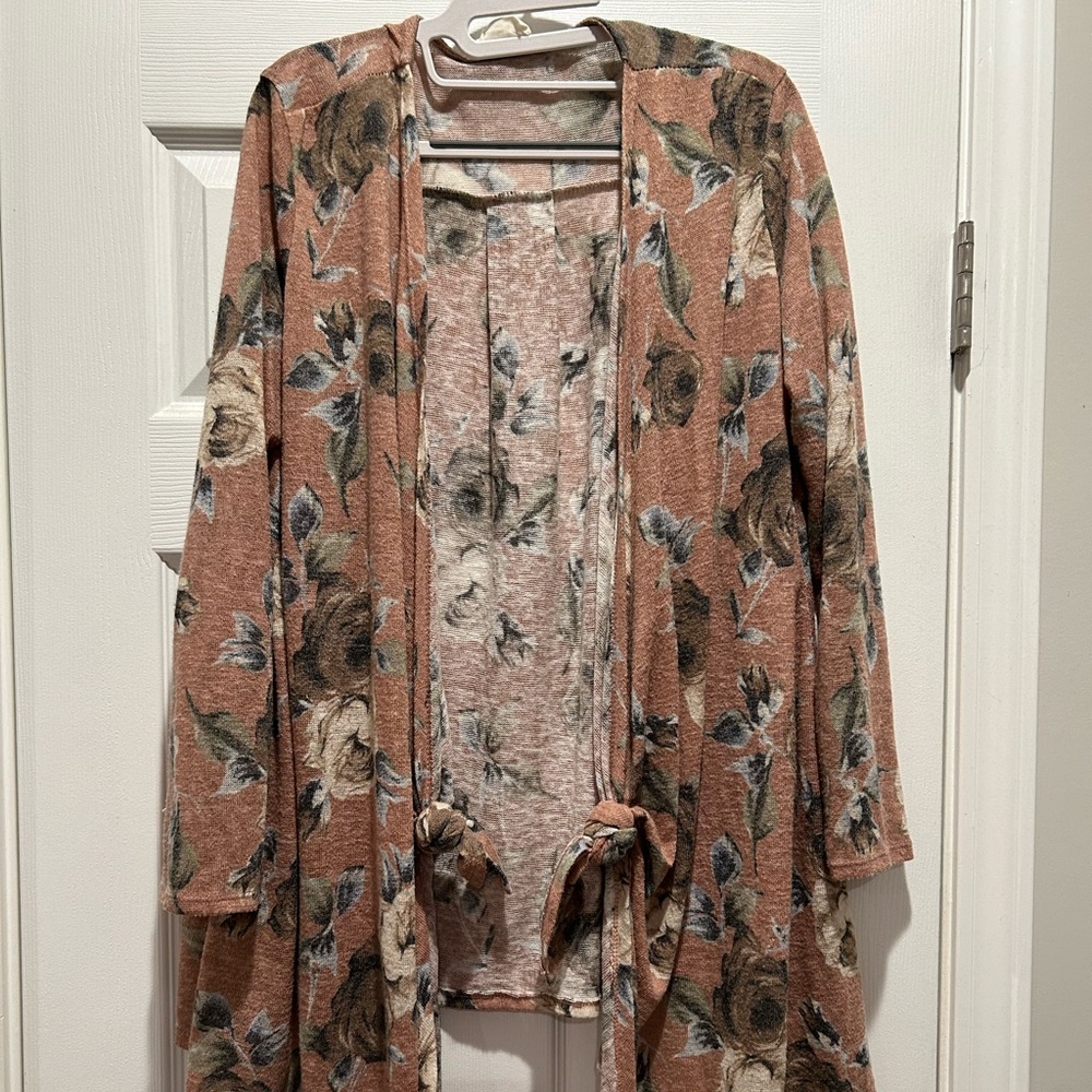 Dusty pink floral cardigan